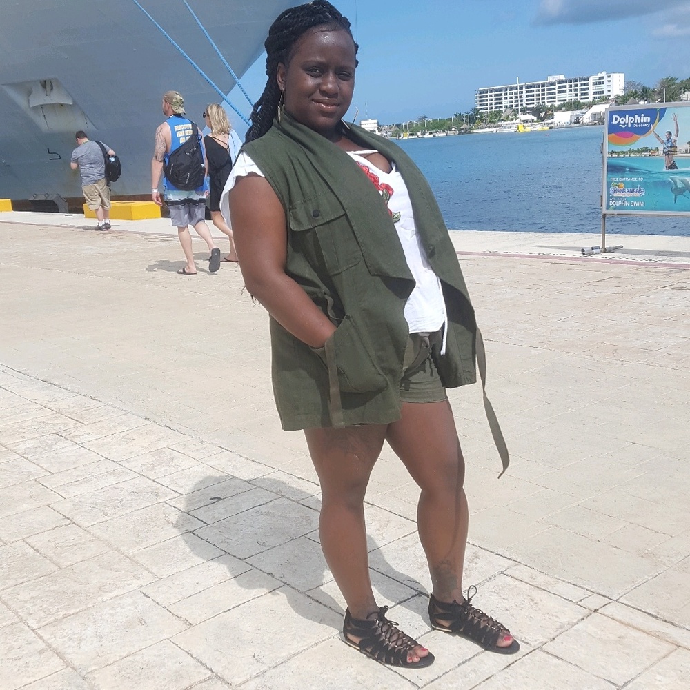 Meet your Posher, Kiyan
